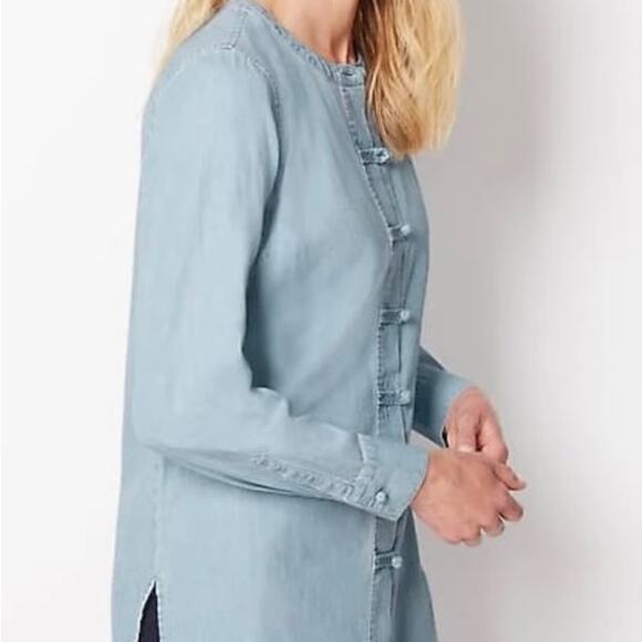 J. Jill Petite Denim Knot Button Long Sleeve Blouse Clarity Wash Petite XSP - Picture 4 of 12